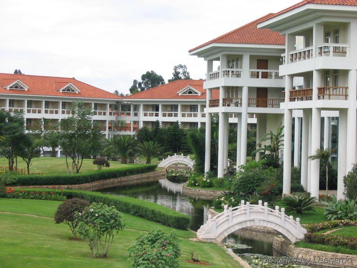 Yunnan Dianchi Garden Resort Hotel & Spa Куньмин Экстерьер фото