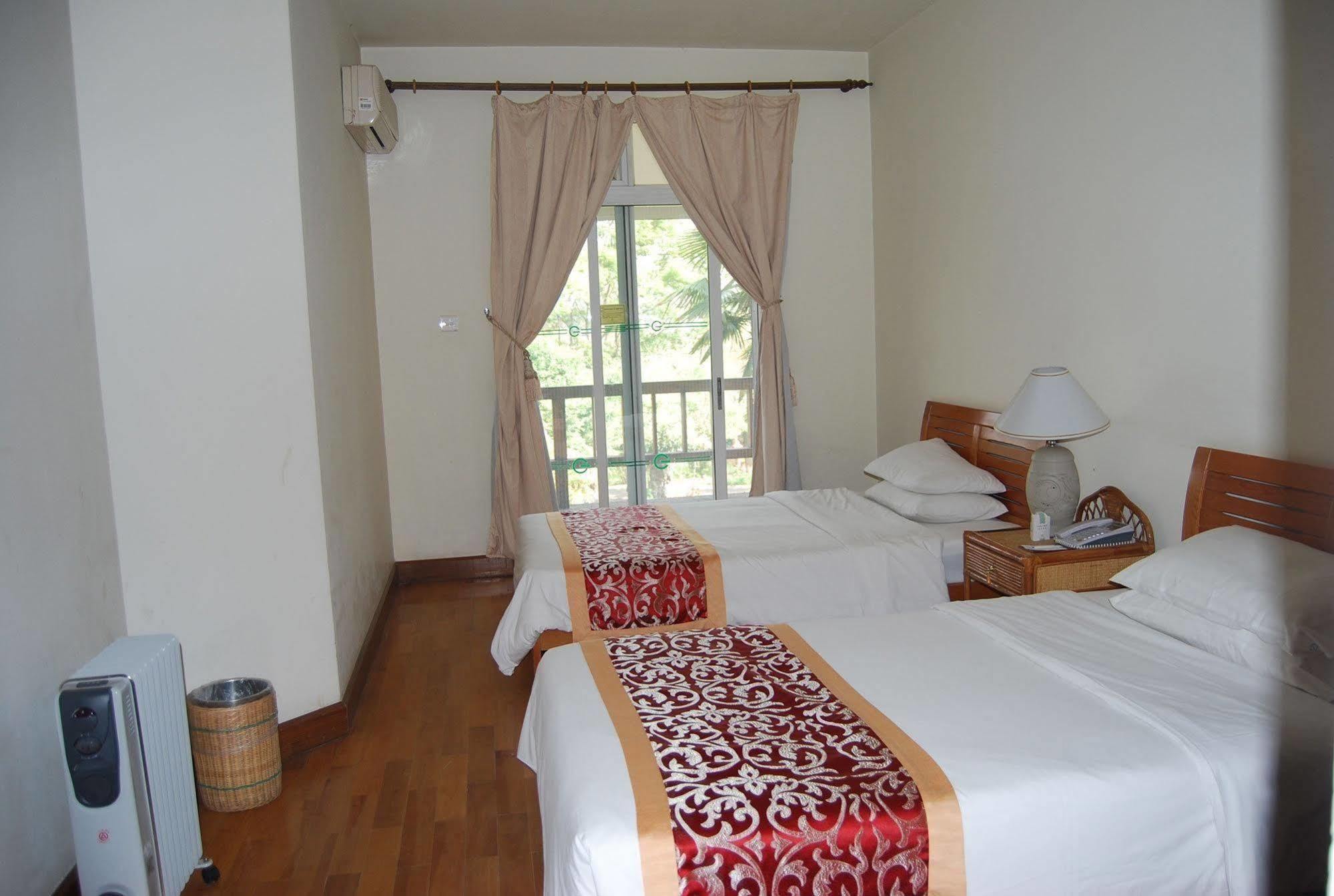 Yunnan Dianchi Garden Resort Hotel & Spa Куньмин Экстерьер фото