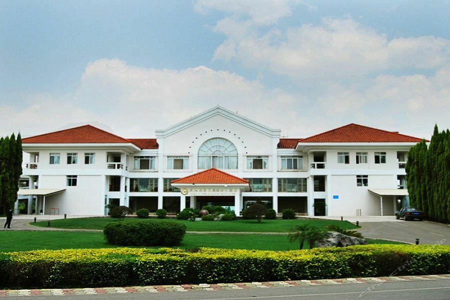 Yunnan Dianchi Garden Resort Hotel & Spa Куньмин Экстерьер фото
